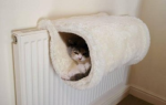 Лежанка на радиатор отопления для кошек
